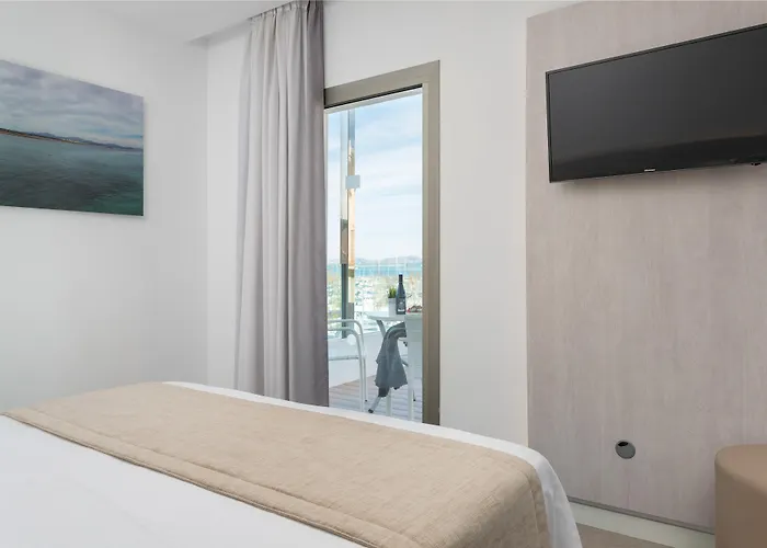 Llaut Boutique (adults Only) 4* Кан-Пікафорт