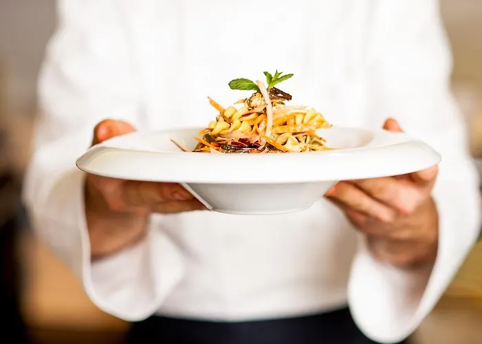 Готель Llaut Boutique (adults Only)