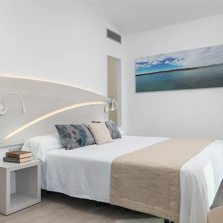 Llaut Boutique (adults Only) Отель Кан Пикафорт