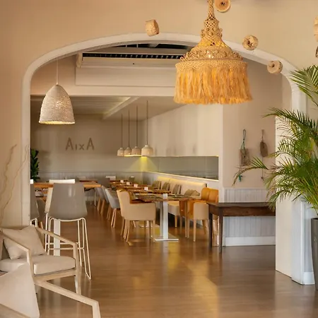 Отель Llaut Boutique (adults Only)