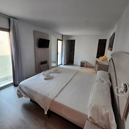 Llaut Boutique (adults Only) Отель Кан Пикафорт