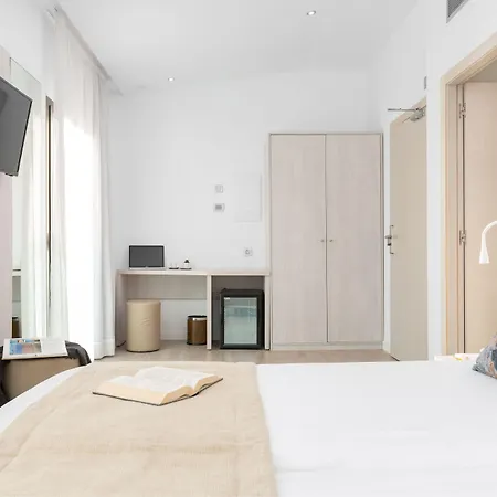 Llaut Boutique (adults Only) Otel 4*