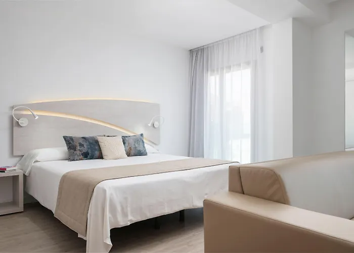 Llaut Boutique (adults Only) فندق كان بيكافورت