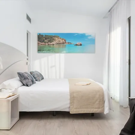 Llaut Boutique (adults Only) קאן פיקפורט